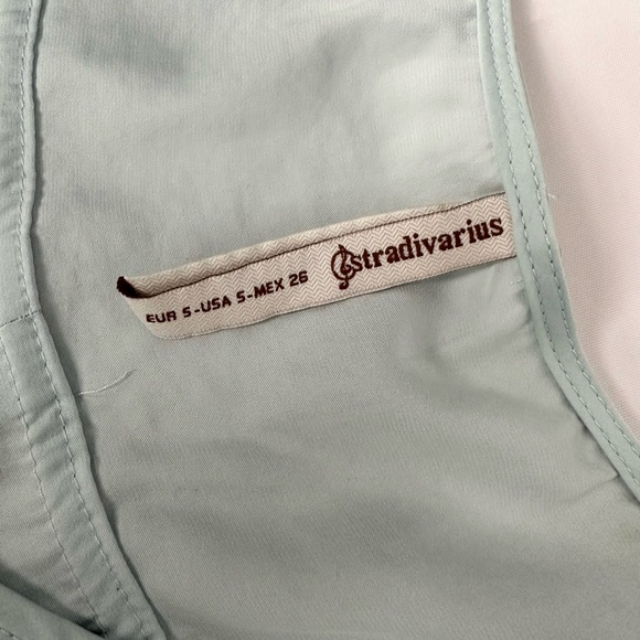 Stradivarius Women Short Sleeve Mint Green Front Zipper High Low Top Size S - Picture 3 of 10